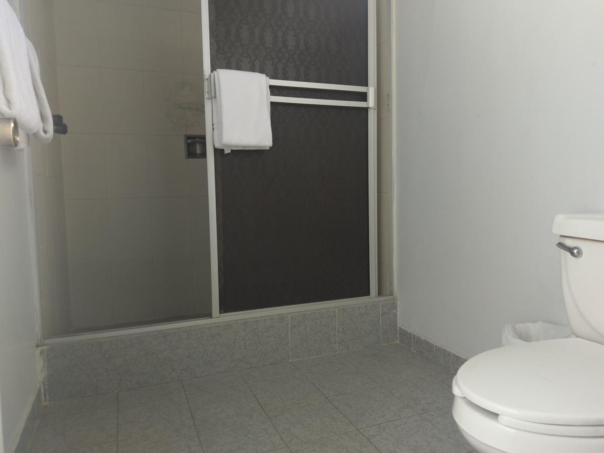 Hotel Del Camino Cuauhtémoc Kültér fotó